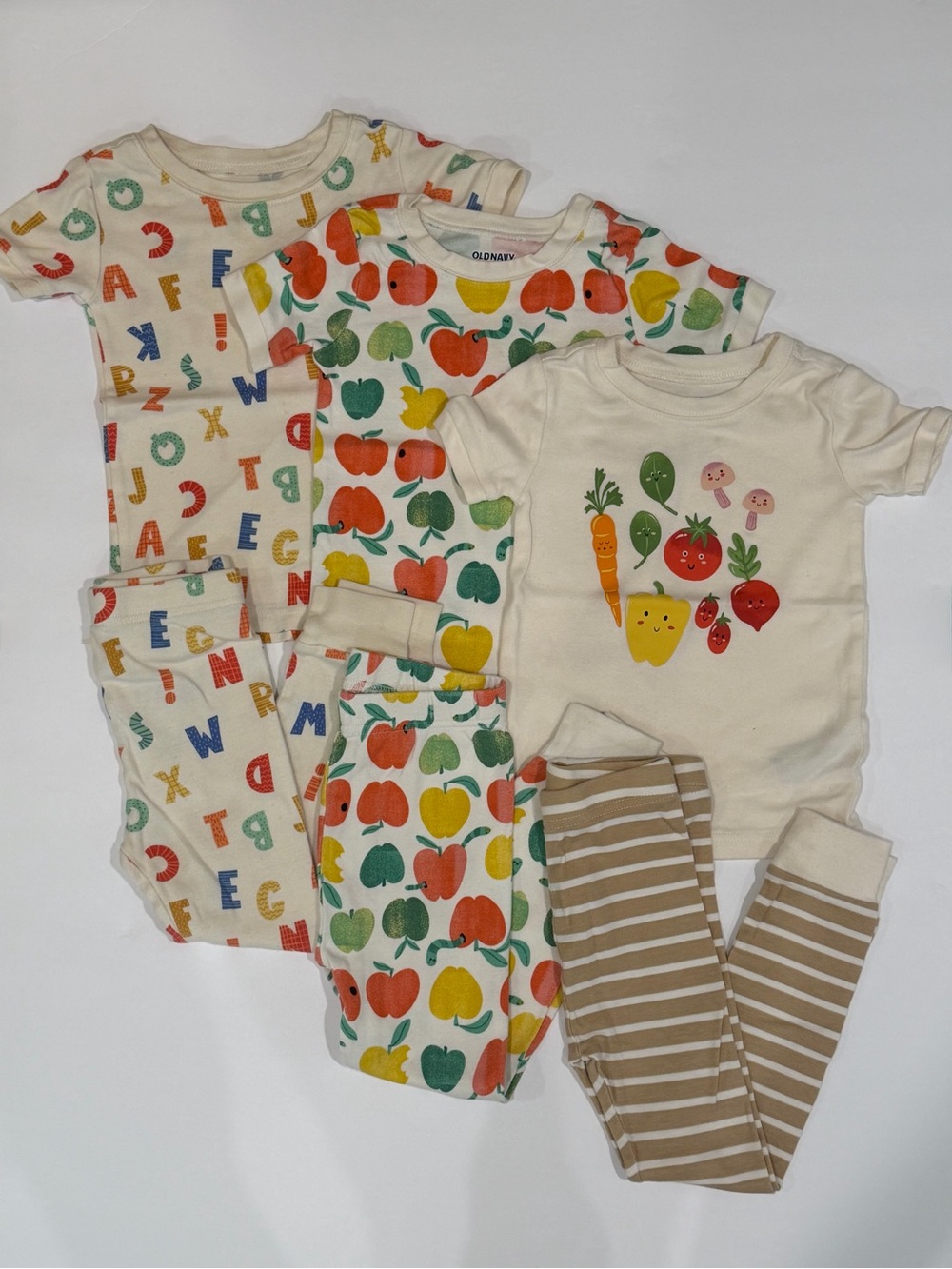3 Set Bundle Old Navy Toddler 2 Piece Short Sleeve Pajama Set, 4T